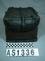 藏品(蜥蜴紋籐編籃)的圖片